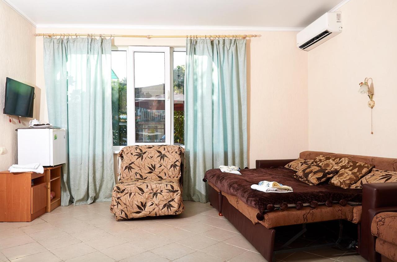 Marco Club Hotel Gagra Buitenkant foto