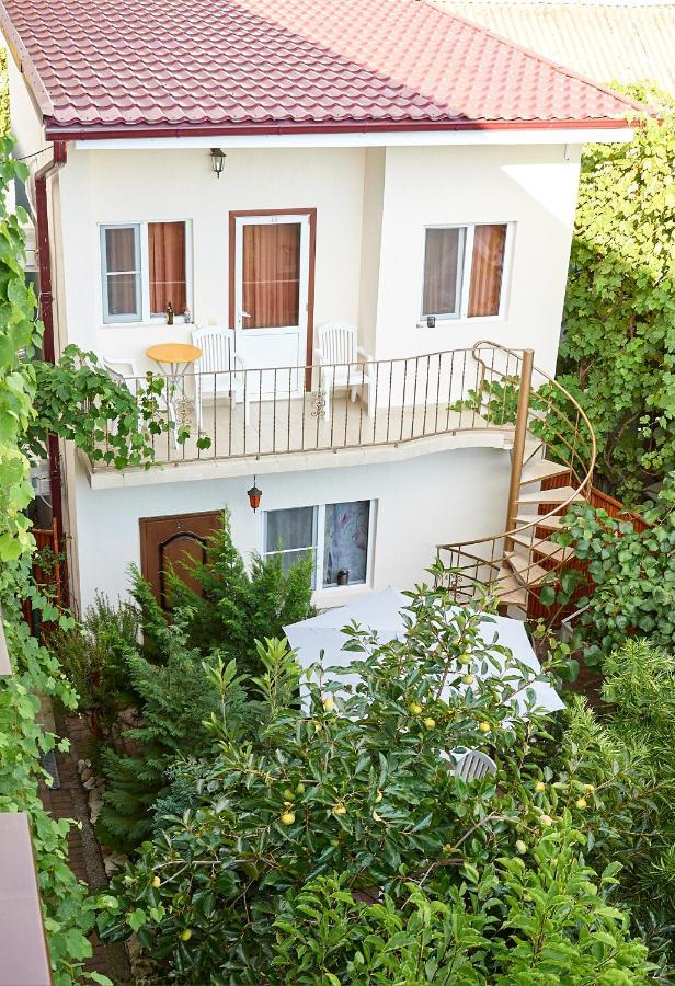 Marco Club Hotel Gagra Buitenkant foto