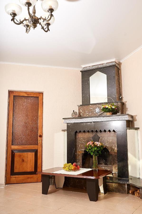 Marco Club Hotel Gagra Buitenkant foto