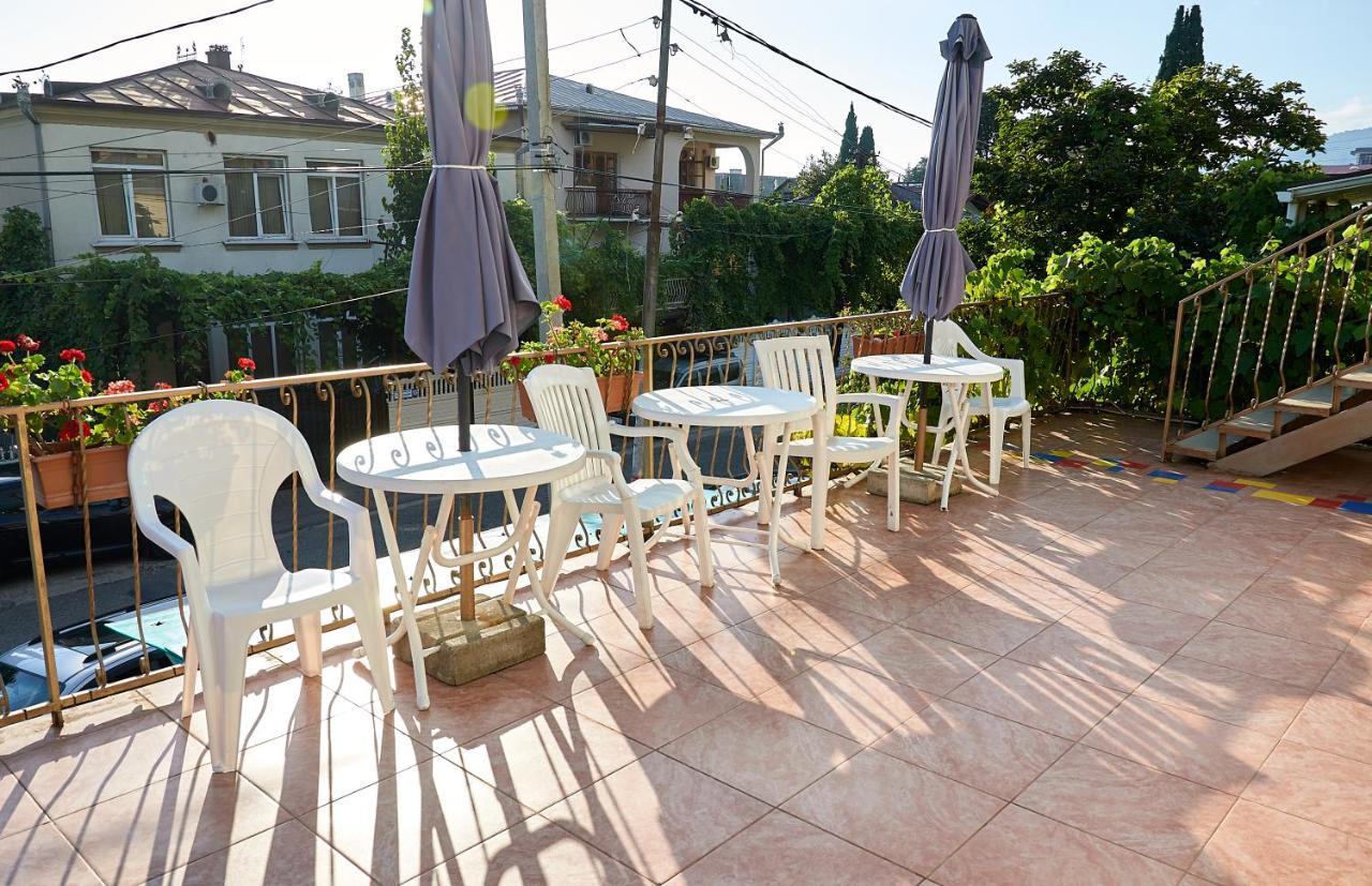 Marco Club Hotel Gagra Buitenkant foto